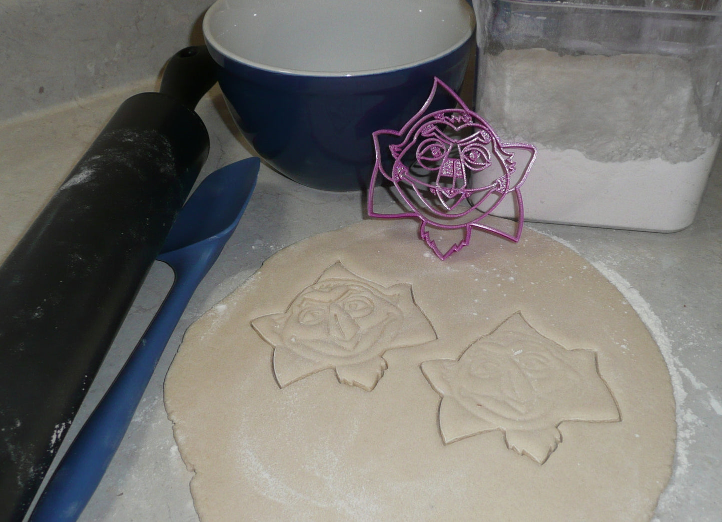 Count Von Count Face Sesame Street Muppet Cookie Cutter Made In USA PR2252