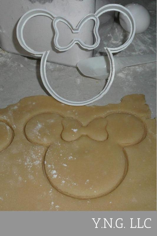 Minnie Mouse Head With Bow Disney Cookie Cutter Made In USA PR308
