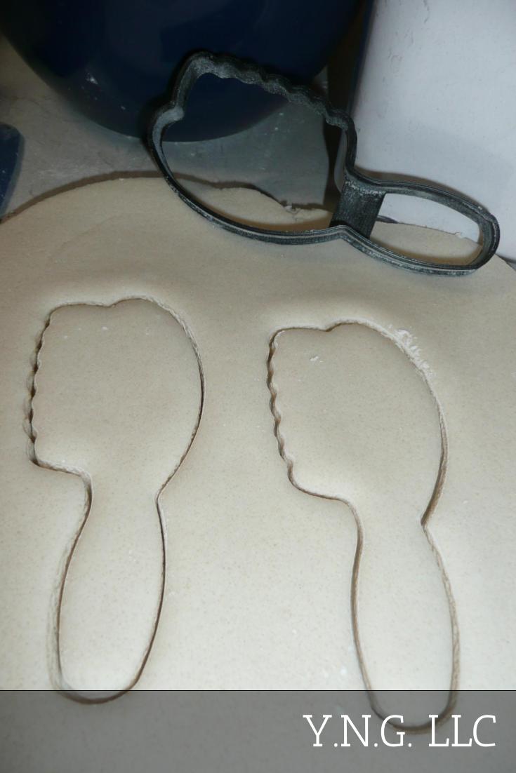 Hairbrush Hair Care Brush Stylist Salon Tool Cookie Cutter Made In USA PR2928