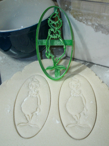 Grinch Full Body Dr Seuss Cartoon Christmas Cookie Cutter Made In USA PR681