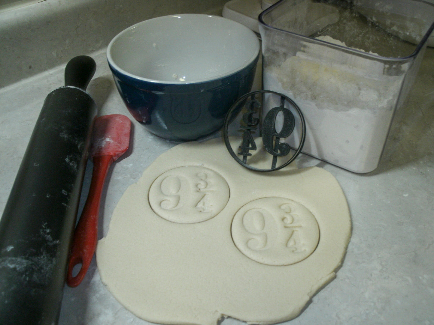 Platform 9 3/4 Kings Cross Station Harry Potter Cookie Cutter Made In USA PR882