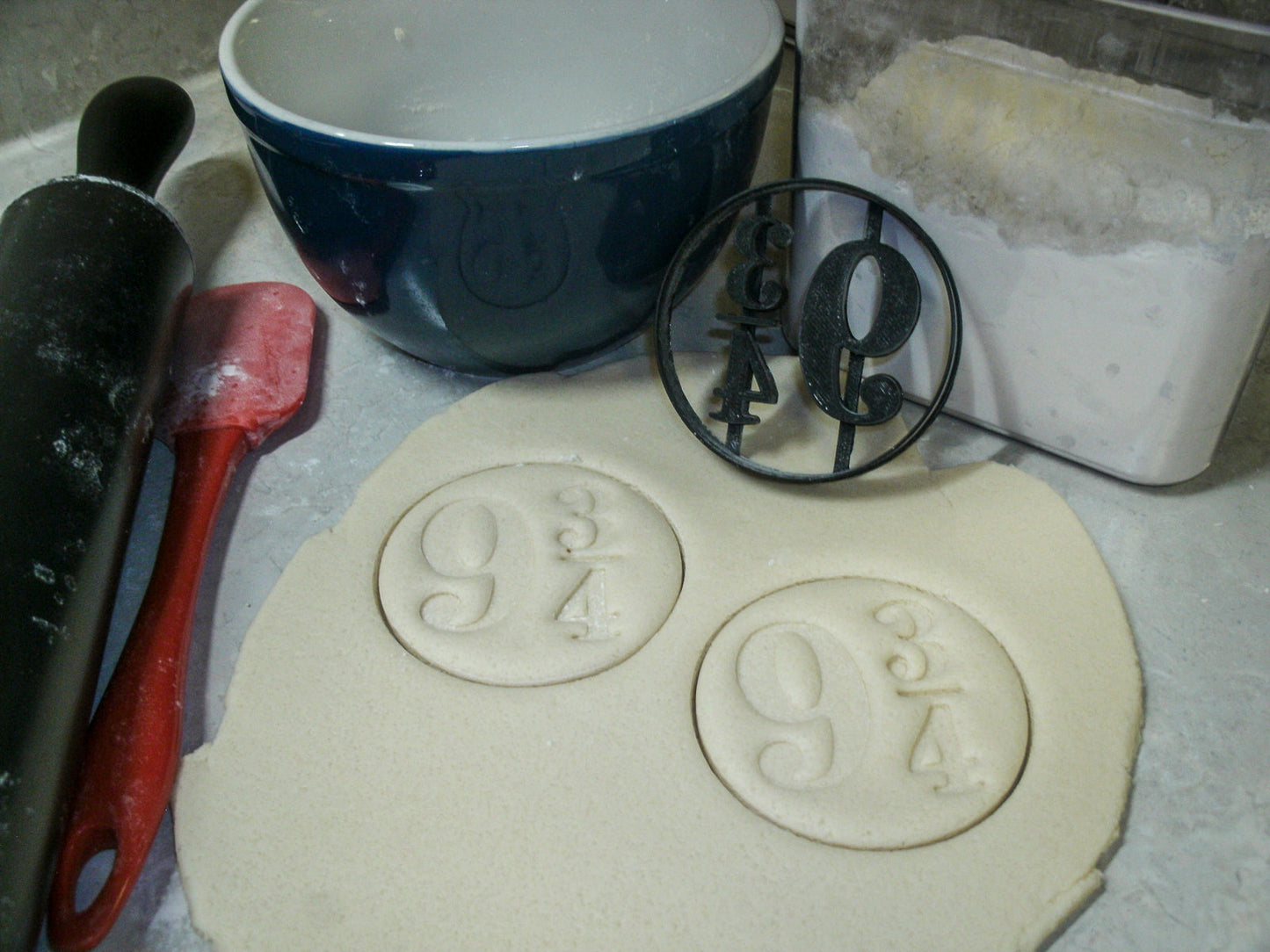 Platform 9 3/4 Kings Cross Station Harry Potter Cookie Cutter Made In USA PR882