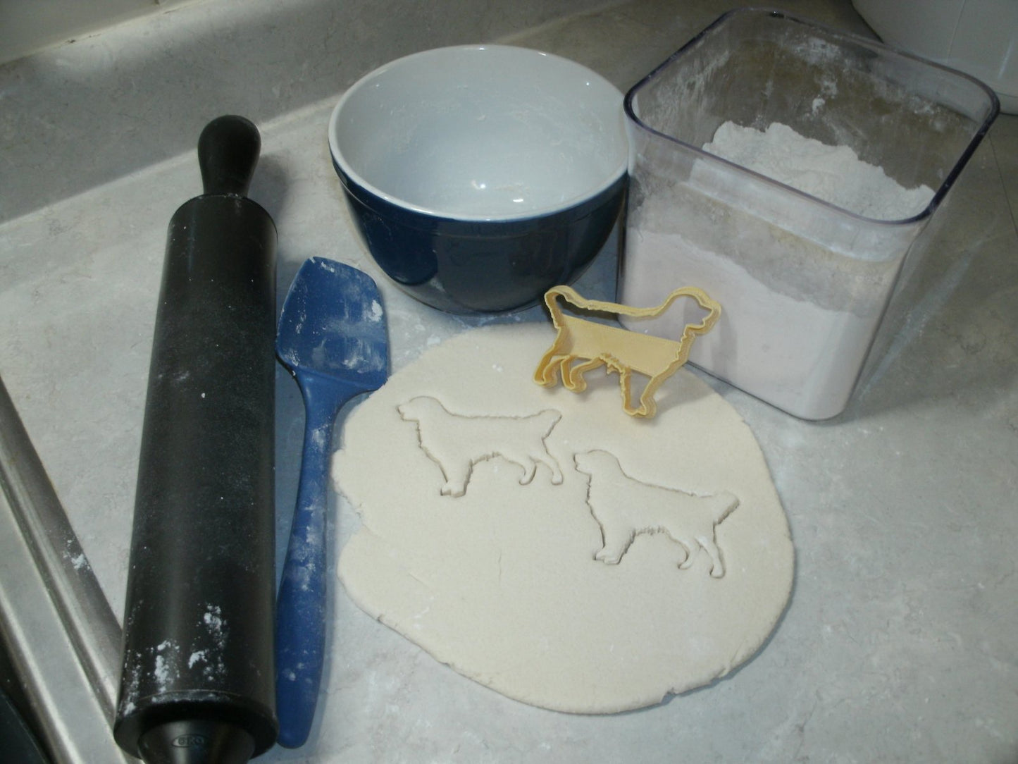 Golden Retriever Full Body Dog Outline Cookie Cutter Made In USA PR626