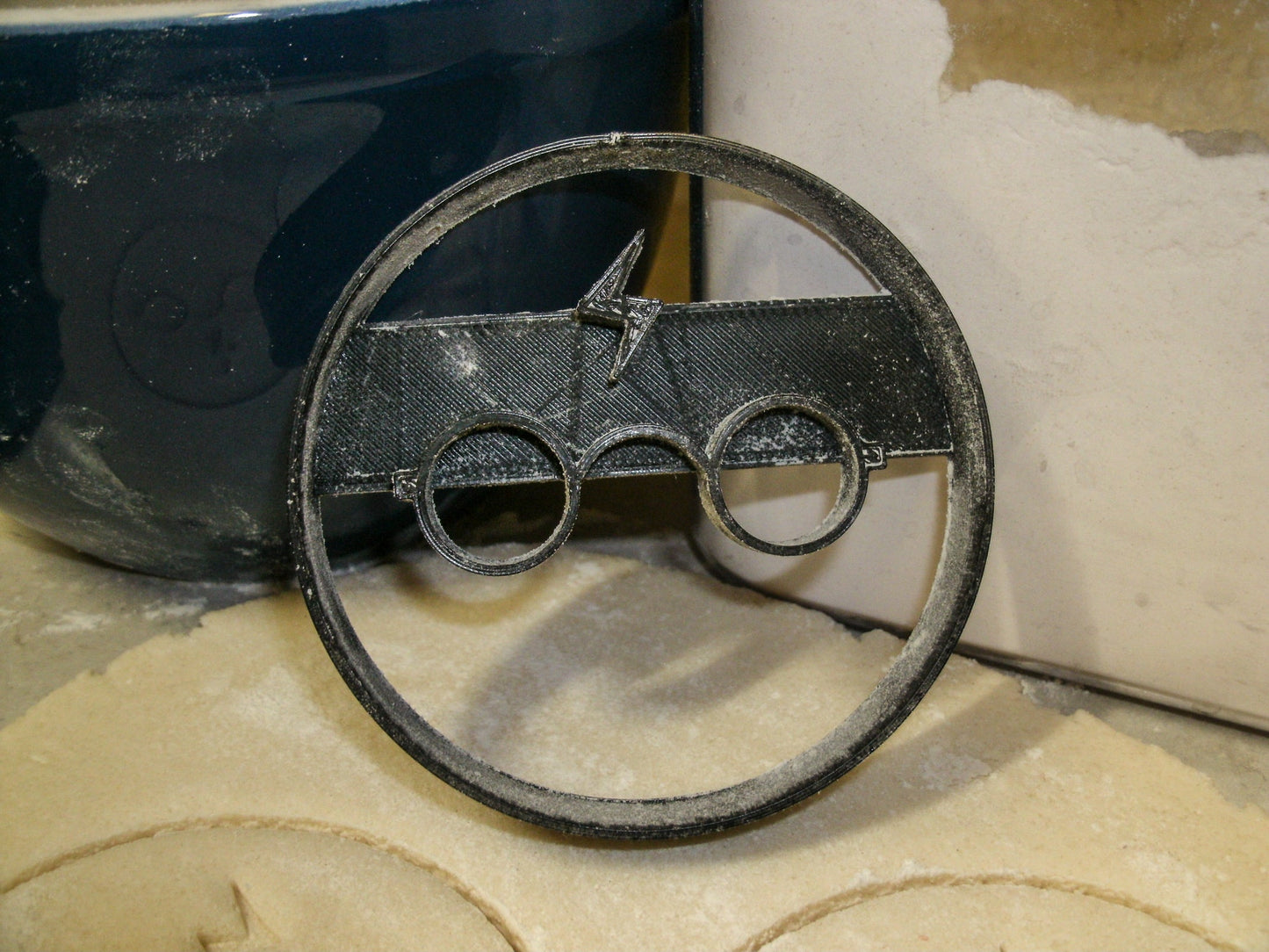 Harry Potter Lightning Bolt Book Movie Cookie Cutter Made In USA PR660