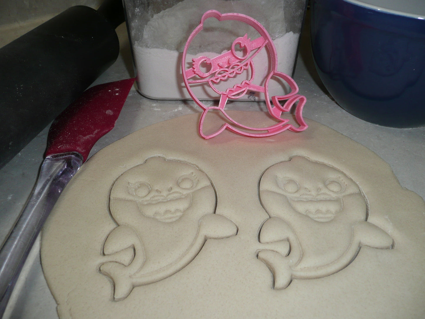 Mommy Shark Cartoon Stencil And Cookie Cutter Set USA Made LSC2450