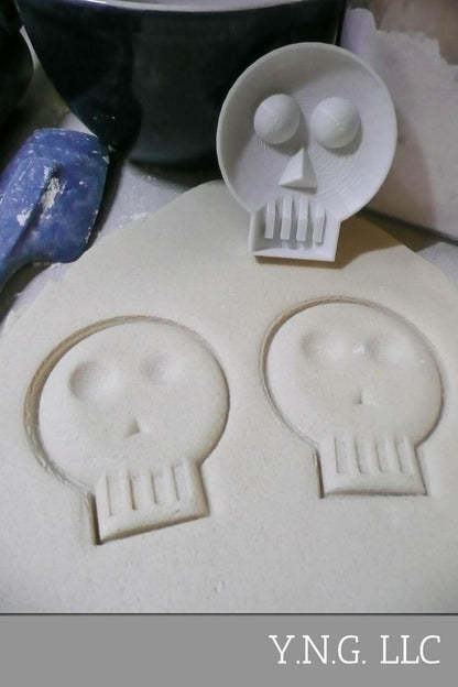 Skull With Round Eyes Halloween Day Of The Dead Cookie Cutter Made In USA PR2141