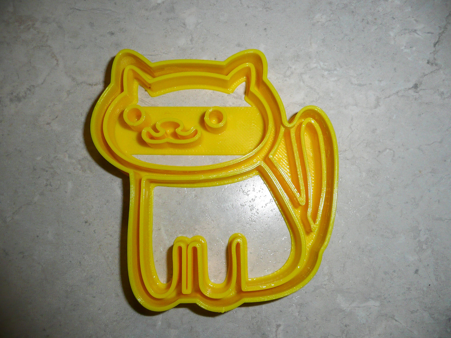 Japanese Maneki Neko Cat Lucky Fortune Cookie Cutter Made In USA PR547