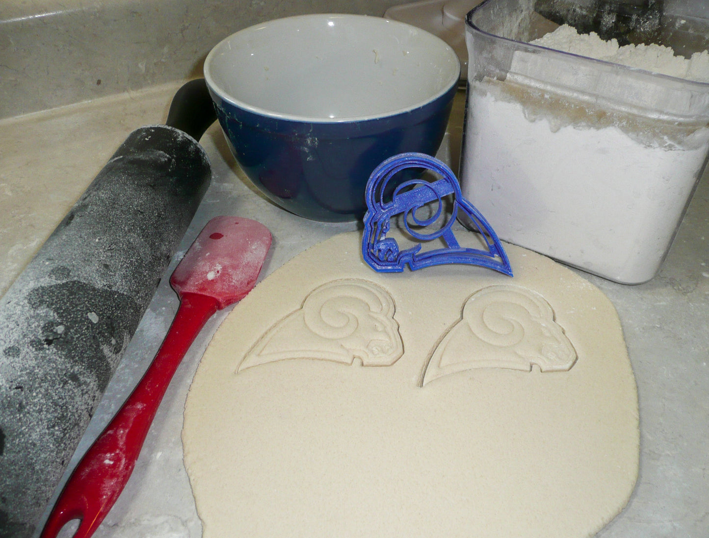 Los Angeles Rams NFL Football Logo Cookie Cutter Made In USA PR977