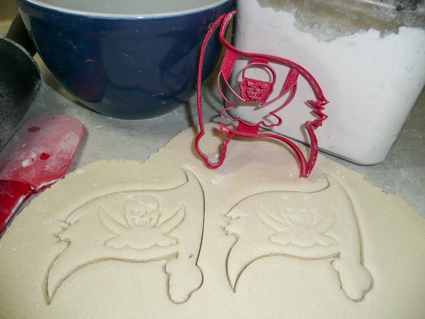 Tampa Bay Buccaneers NFL Football Logo Cookie Cutter Made In USA PR982