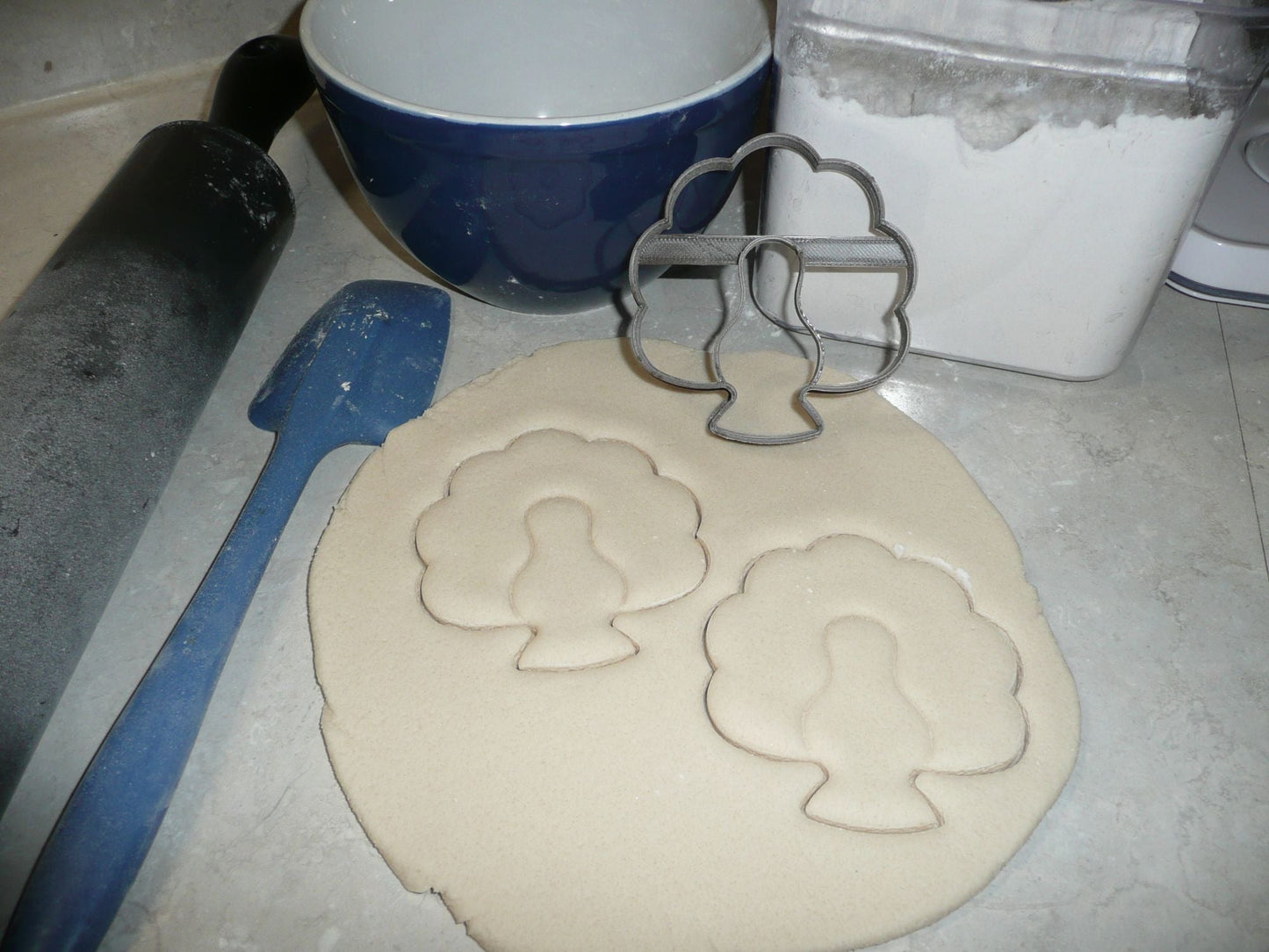 Turkey Forward Facing Bird Thanksgiving Holiday Cookie Cutter Made In USA PR2941