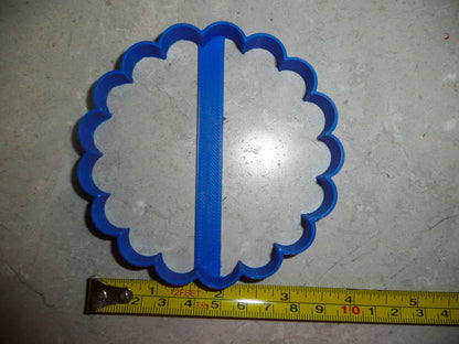 Round Plaque Frame Outline 16 Sixteen Scallops Cookie Cutter Made In USA PR2998