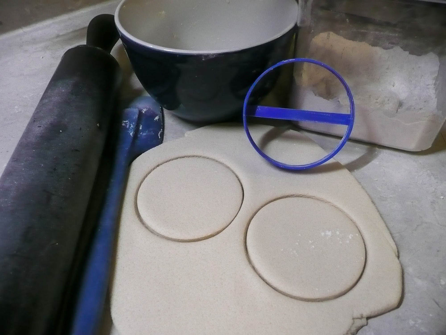 Round Circle Shape 3.5 Inch Diameter Cookie Cutter Made In USA PR3044