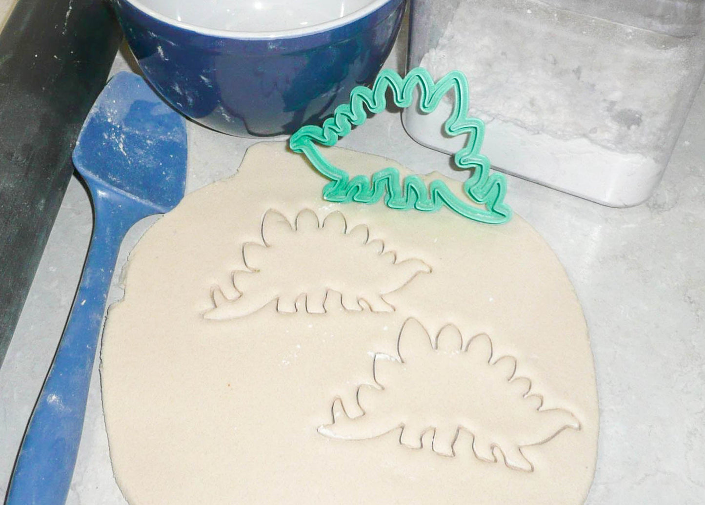 Stegosaurus Dinosaur Outline Spiked Dino Cookie Cutter Made In USA PR2131
