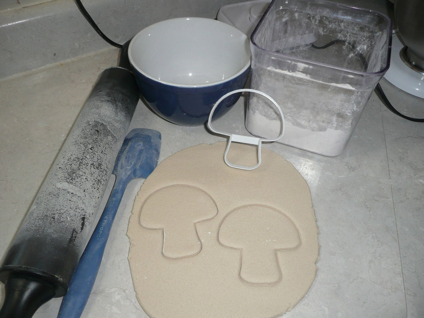 Mushroom Outline Toadstool Fungus Cookie Cutter Made In USA PR2142