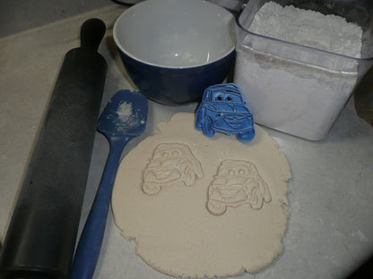 Luigi Car Lightning McQueen Cars Cartoon Cookie Cutter USA PR3378