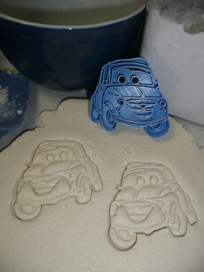 Luigi Car Lightning McQueen Cars Cartoon Cookie Cutter USA PR3378
