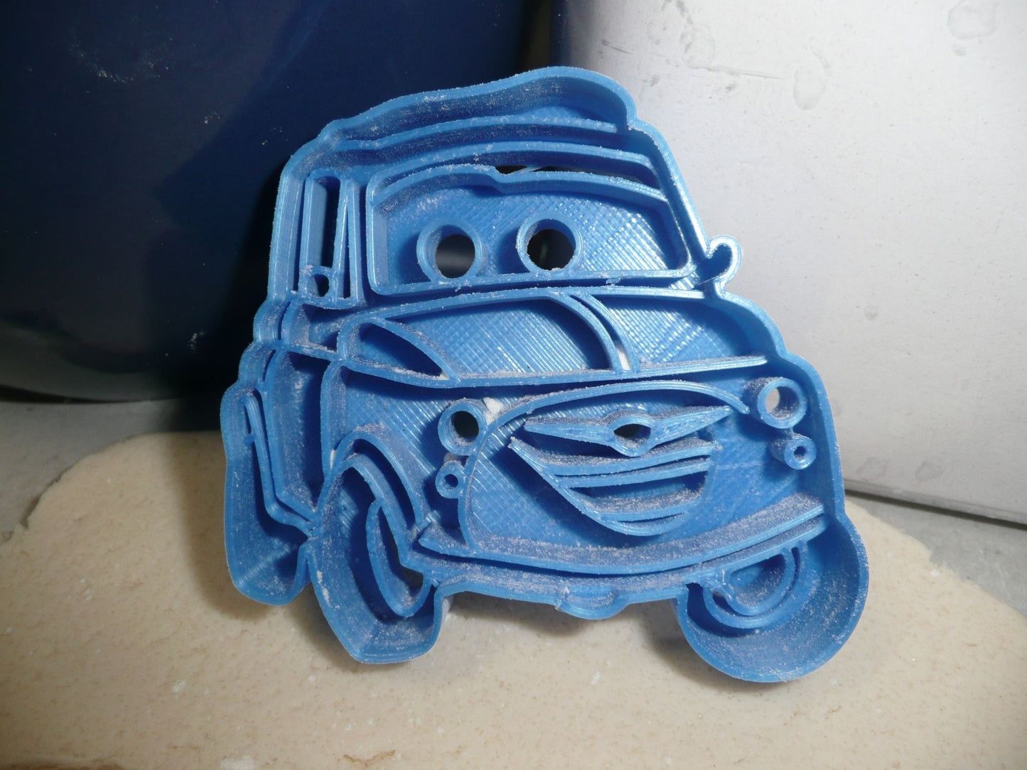 Luigi Car Lightning McQueen Cars Cartoon Cookie Cutter USA PR3378