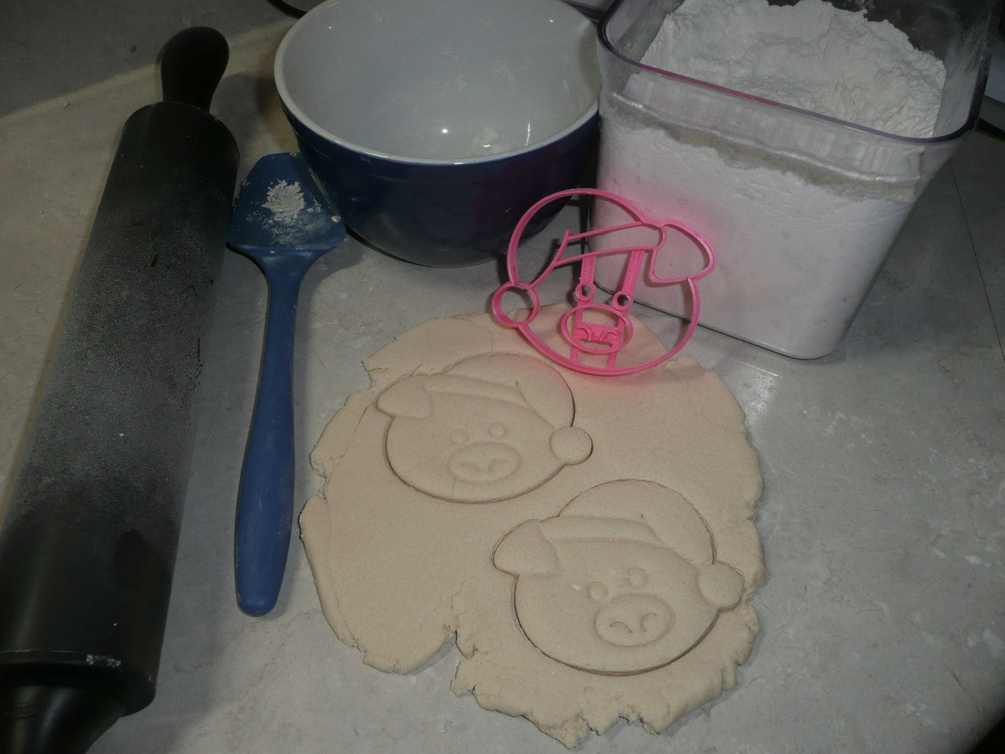 Santa Pig Head Farm Animal Christmas Cookie Cutter Made In USA PR2294