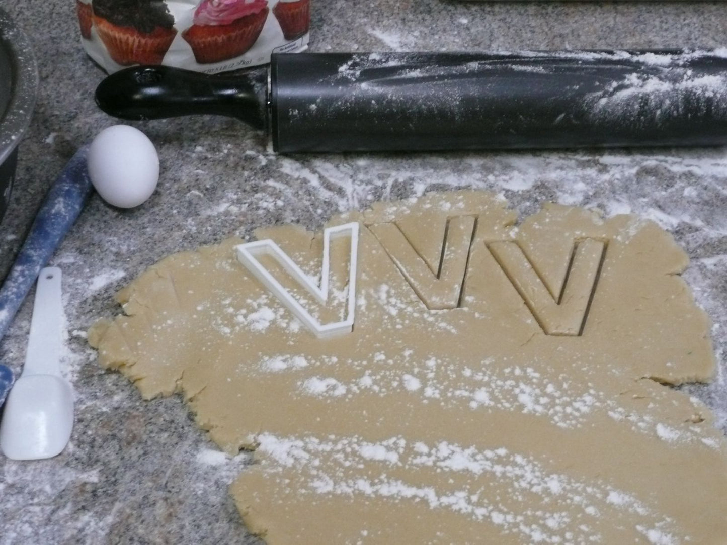 Letter V Initial Alphabet Letters Cookie Cutter Baking Tool USA PR107V
