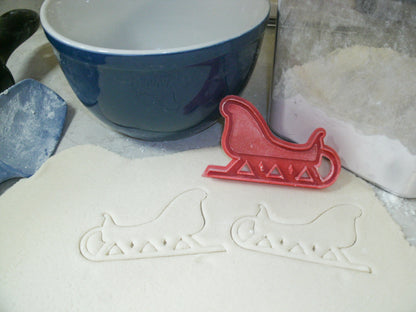 Santa Sleigh Christmas Holiday Winter Snow Ride Cookie Cutter USA PR180