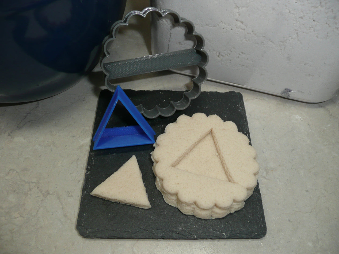 Triangle Linzer Jam Filled Cookies Set Of 2 Cookie Cutters USA PR1866