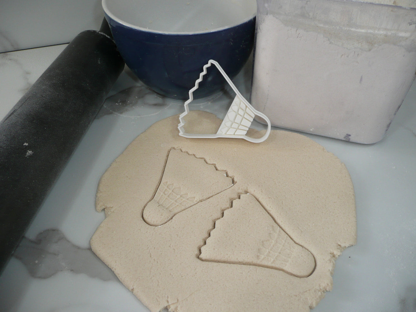 Badminton Shuttlecock And Racket Set Of 2 Cookie Cutters Made In USA PR1977