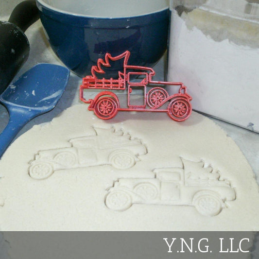 Vintage Pickup Truck With Christmas Tree Cookie Cutter Made In USA PR2237