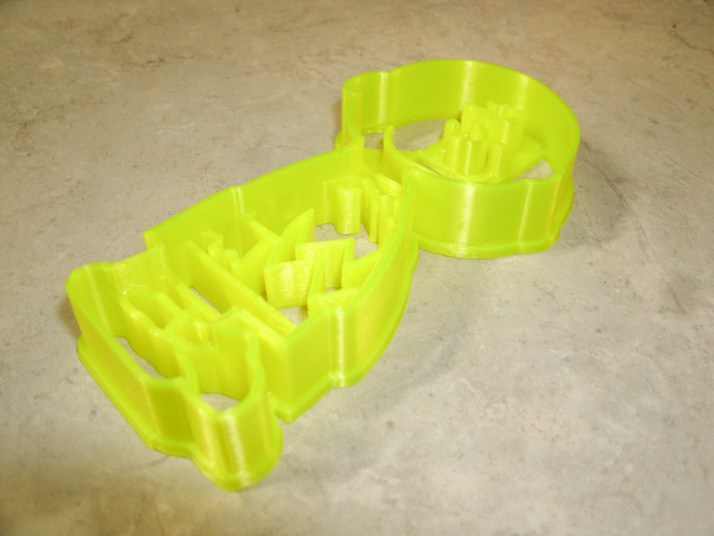 6x Charlie Brown Fondant Cutter Cupcake Topper 1.75 IN USA FD2267
