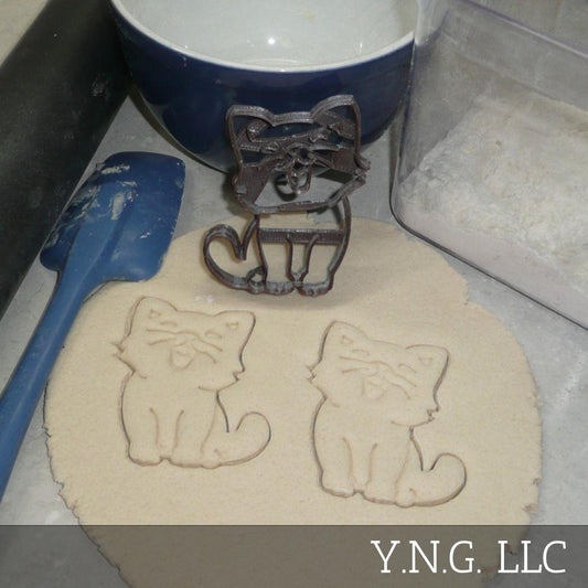 Yawning Smiling Cat Kitty Animal Cookie Cutter Made In USA PR2360