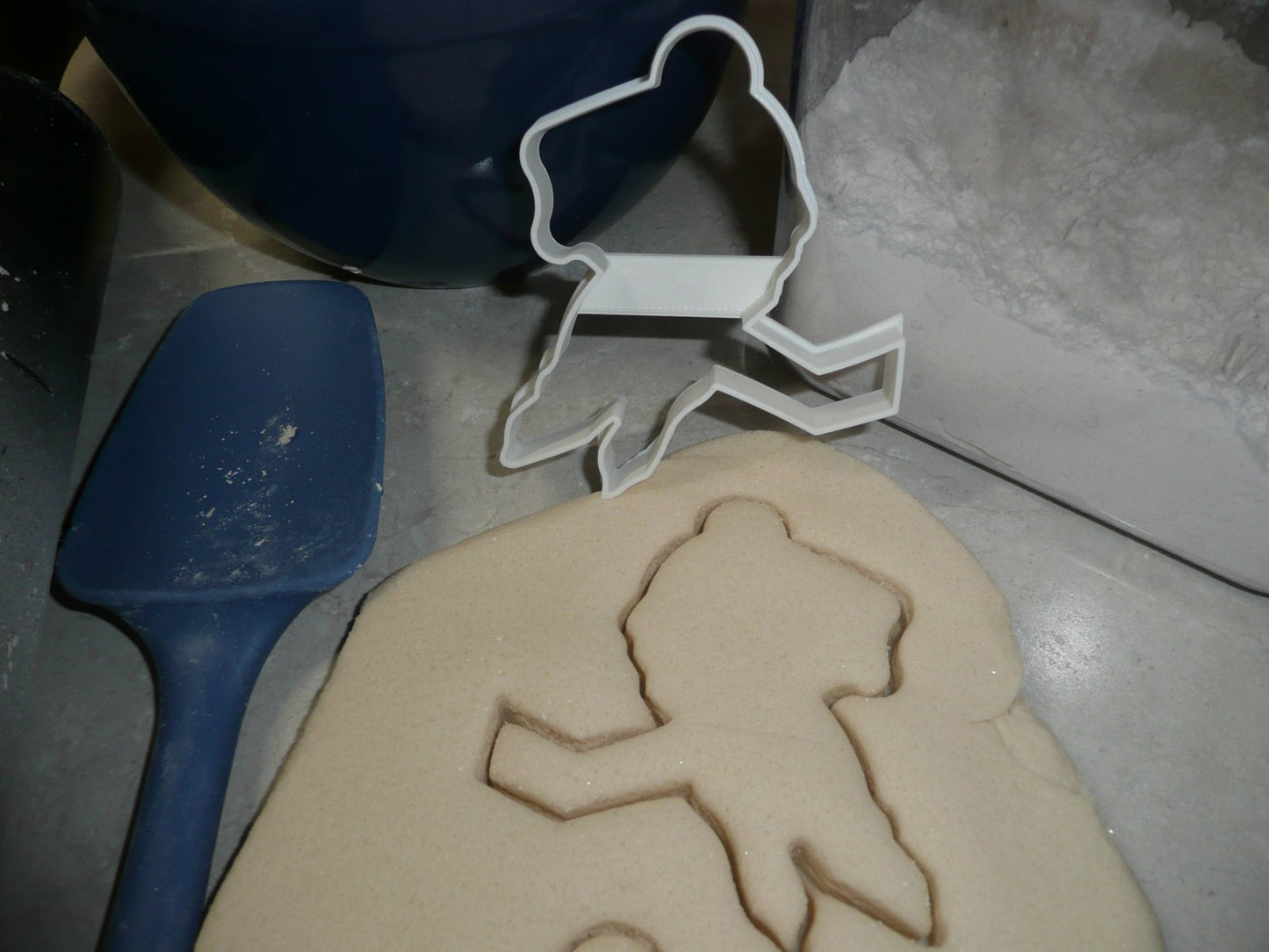 Ice Hockey Player With Stick Outline Cookie Cutter Made In USA PR2483