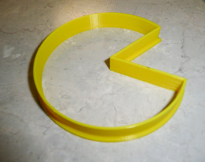 6x Pacman Pac Man Fondant Cutter Cupcake Topper 1.75 IN USA FD495