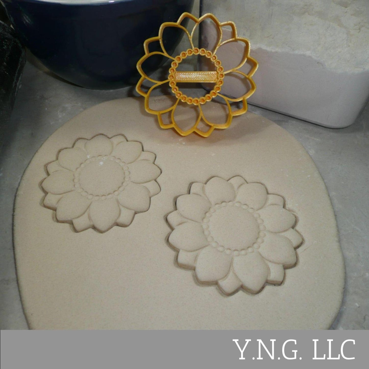 Sunflower Medium Size Detailed Flower Cookie Cutter Made in USA PR5059