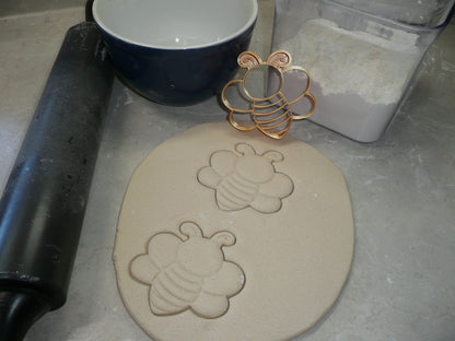 Bee Bumblebee Front Facing Detailed Cookie Cutter Made In USA PR5061