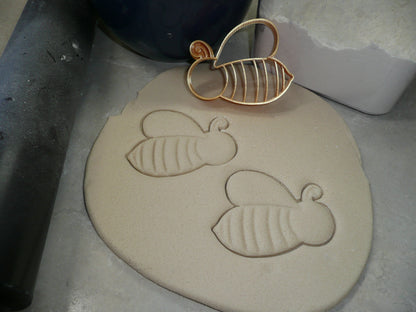 Bee Bumblebee Side Facing Detailed Cookie Cutter Made In USA PR5063