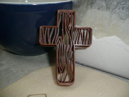 Cross Rustic Wood Grain Detailed Cookie Cutter Made In USA PR5095