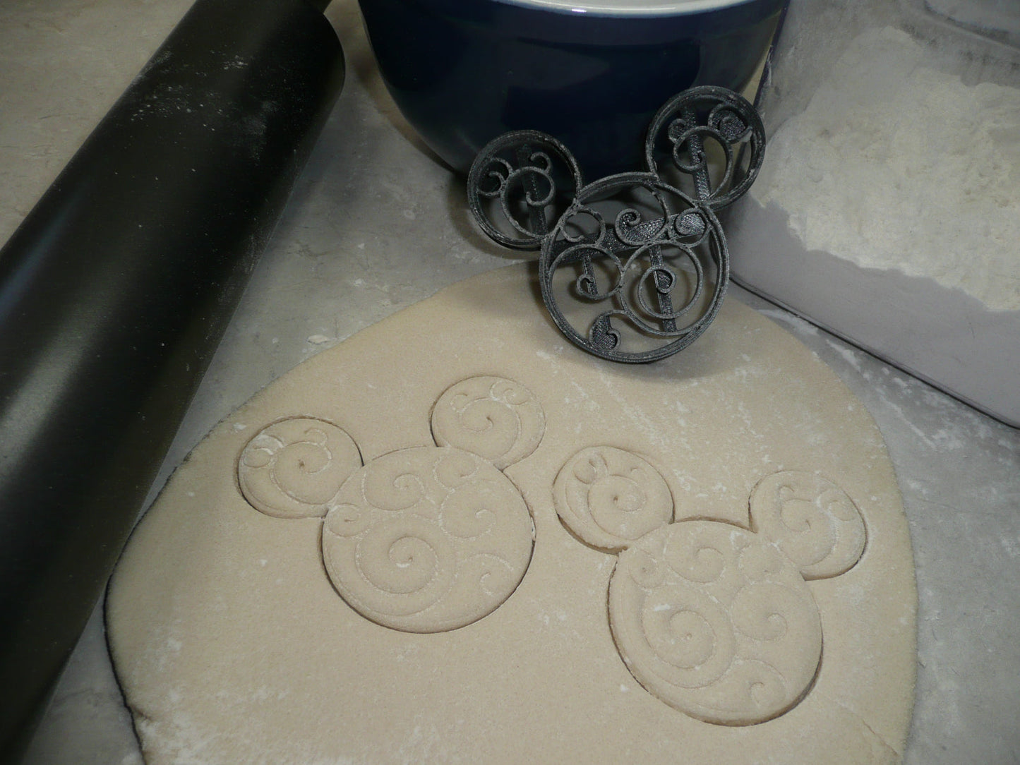 Mickey Head Swirl Design Christmas Cookie Cutter Made In USA PR5114