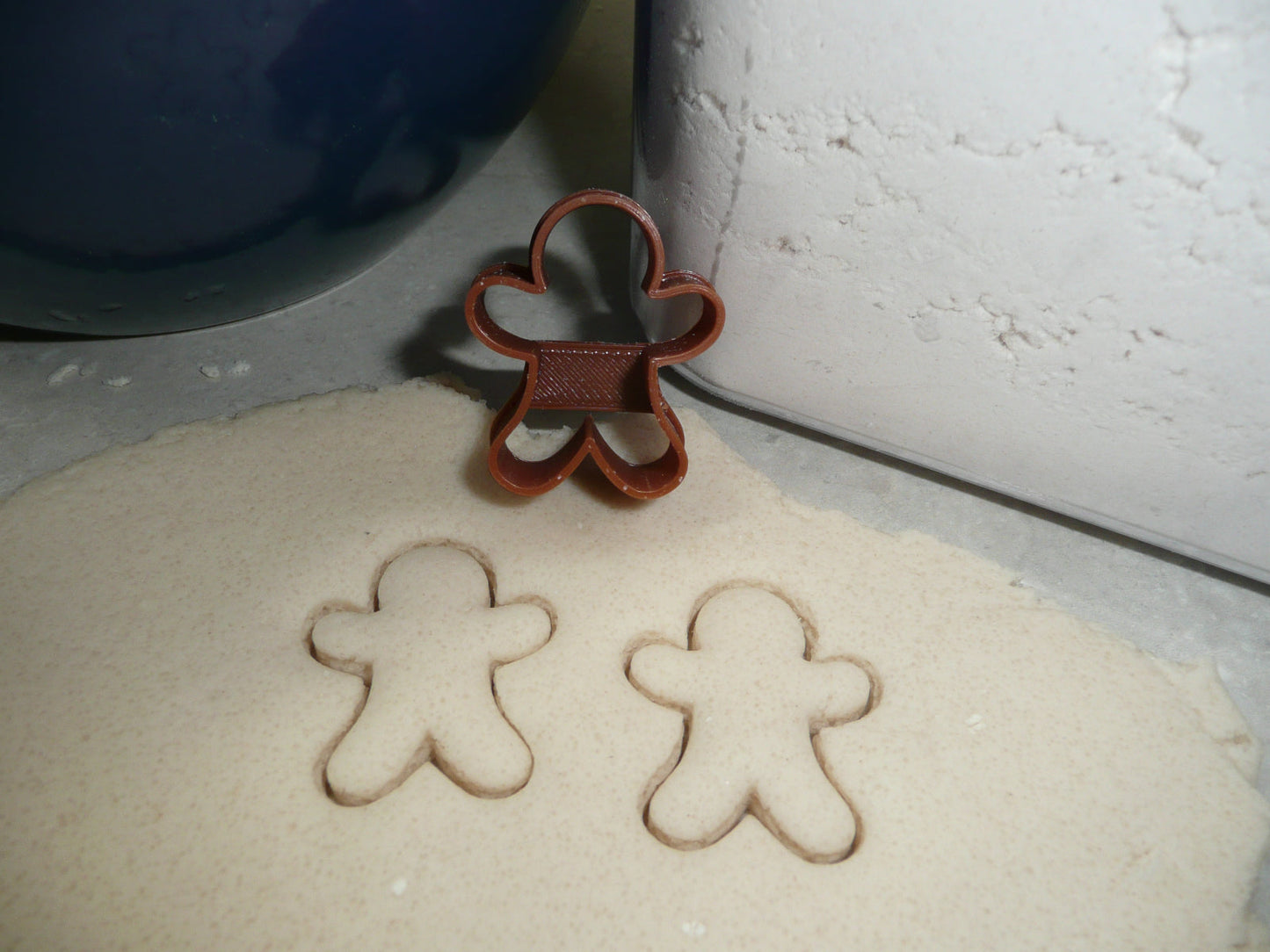 Gingerbread Shape Center Jam Filled Linzer Cookie Cutter USA PR5143