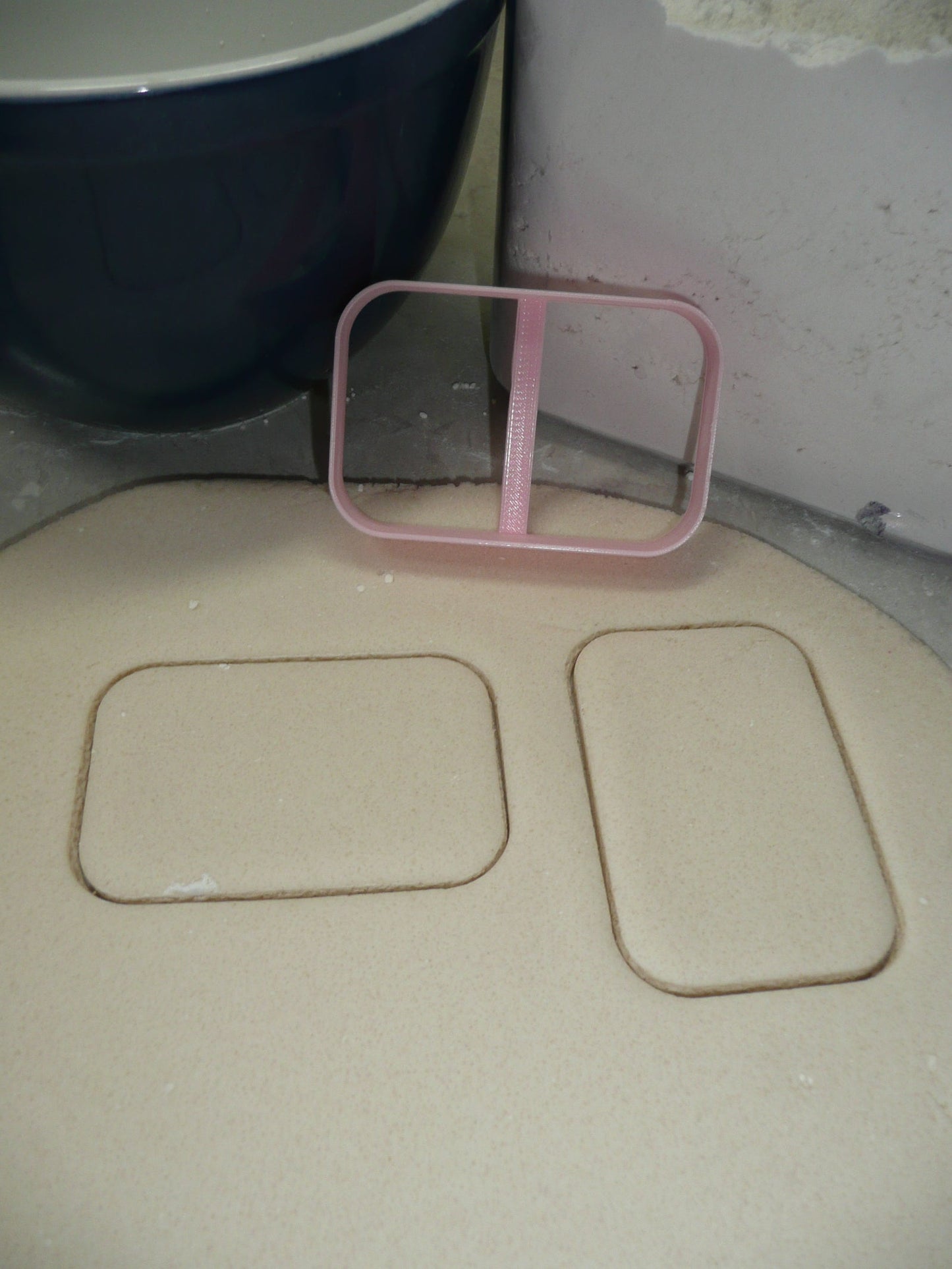 Curved Rectangle Frame Shape Cookie Cutter Made In USA PR5156