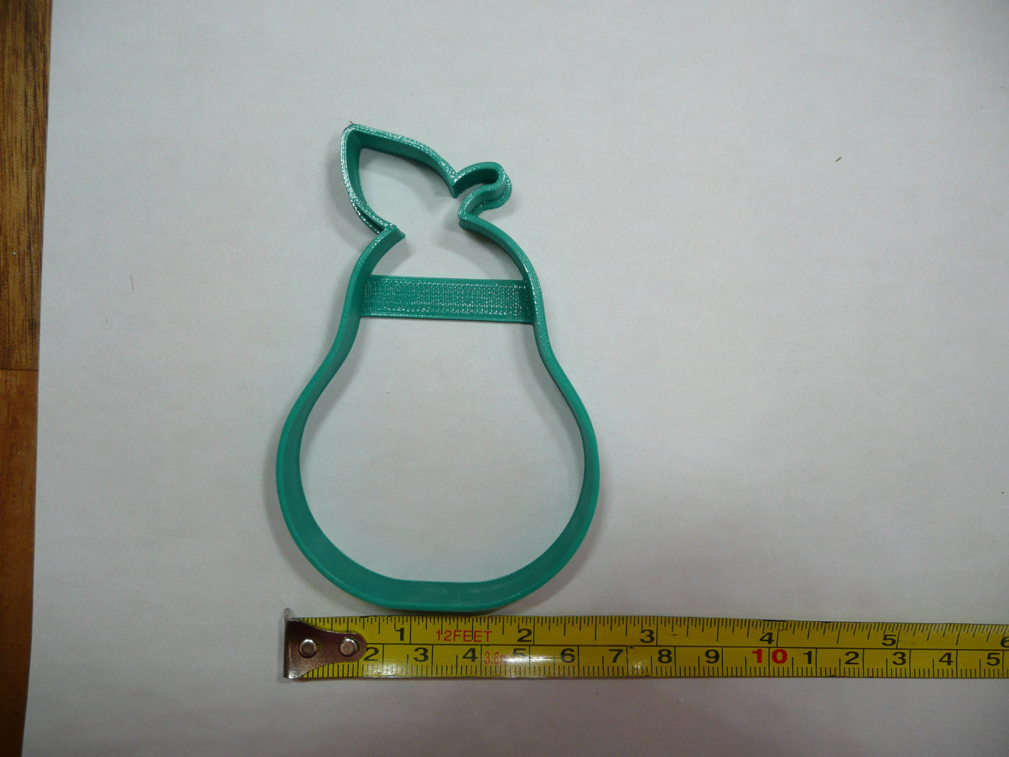 Pear Fruit Shape Outline Cookie Cutter Made In USA PR5285