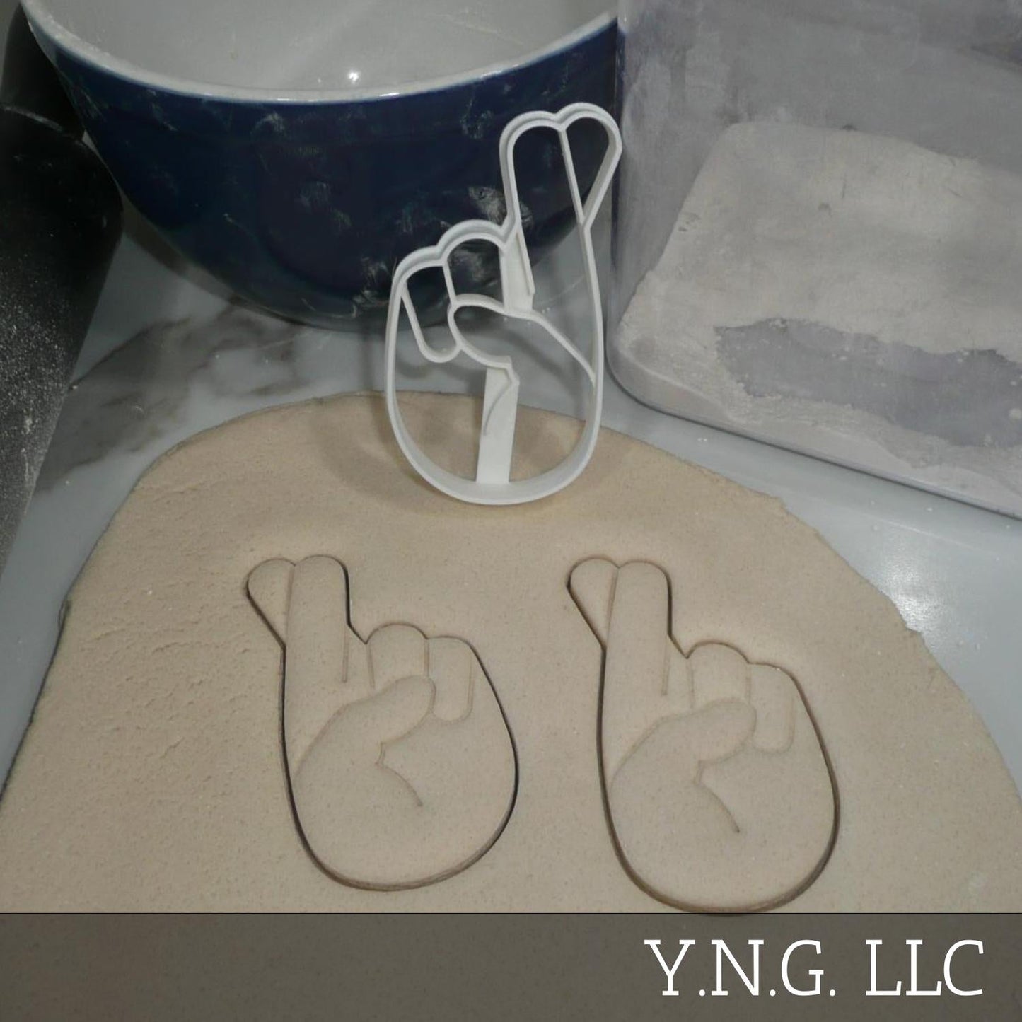 Fingers Crossed Hand Good Luck Cookie Cutter Made In USA PR5328