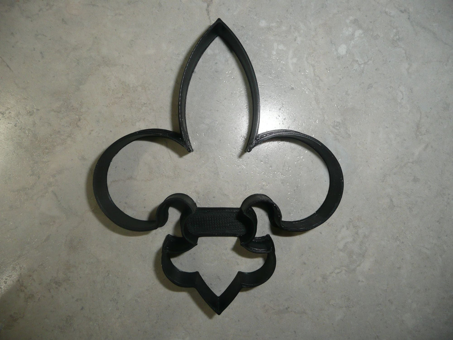 6x Fleur De Lis Decor Fondant Cutter Cupcake Topper 1.75 IN USA FD557