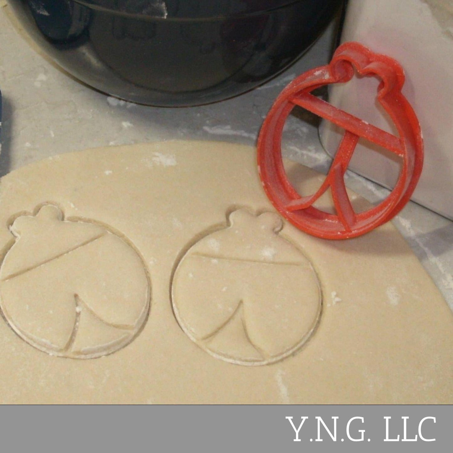 Ladybug Ladybird Beetle Flying Insect Cookie Cutter Made In USA PR632