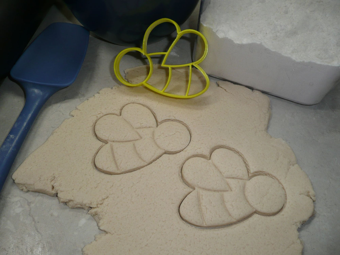 Bumblebee Bumble Honey Bee Insect Bug Cookie Cutter Made In USA PR633