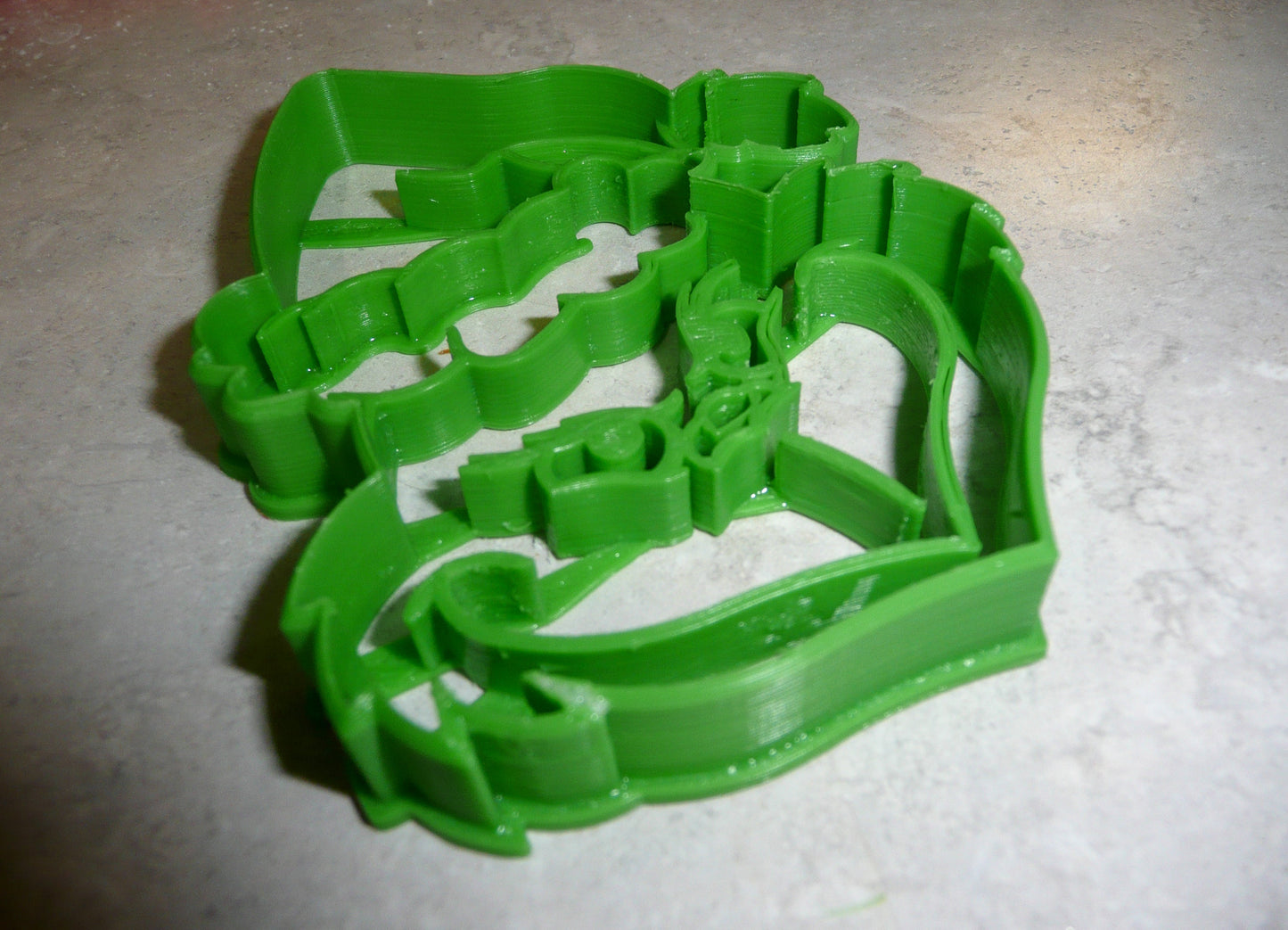 6x Grinch Face Head Fondant Cutter Cupcake Topper 1.75 IN USA FD682