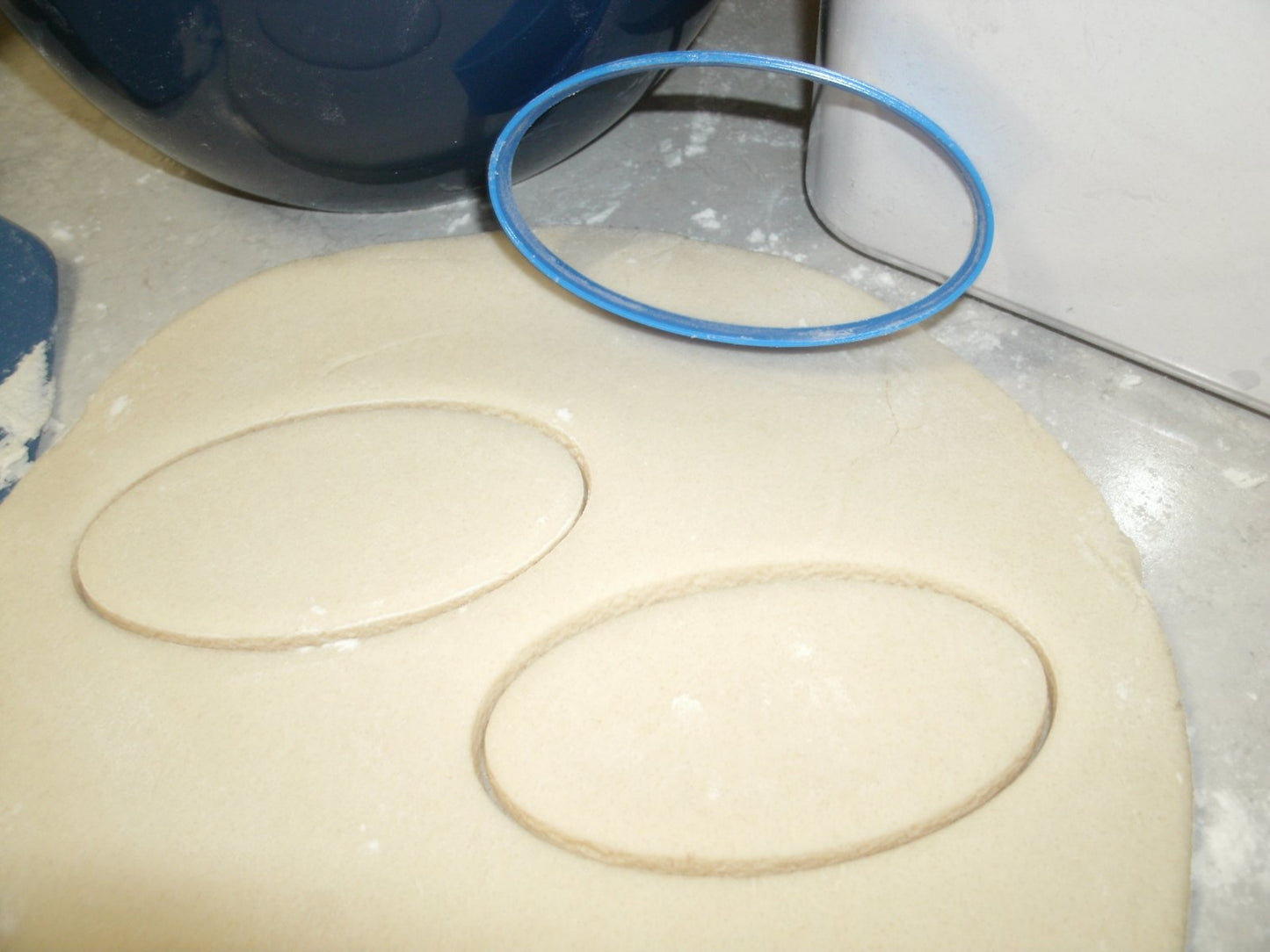 Oval Frame Shape Outline Cookie Cutter Baking Tool Made In USA PR710