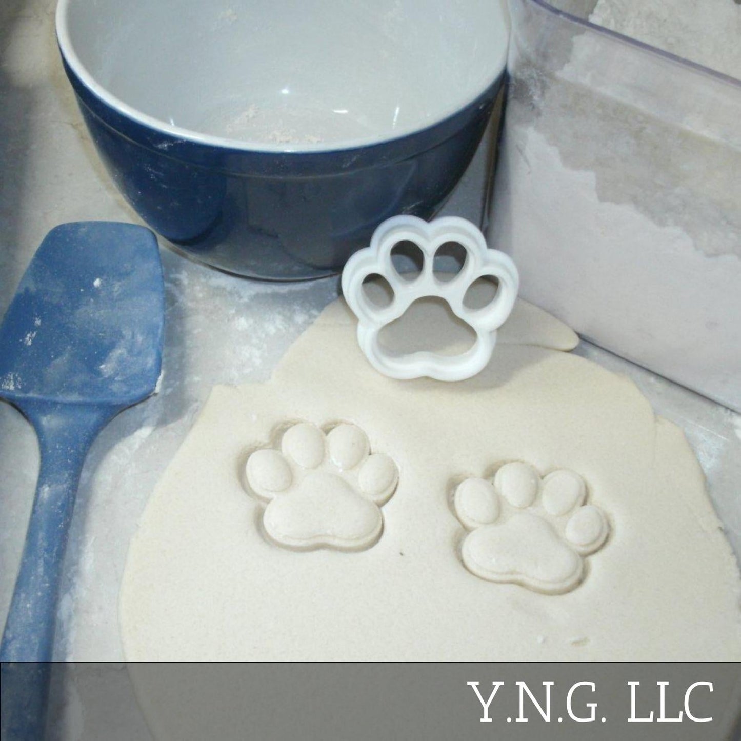 Paw Print Dog Cat Small Size Cookie Cutter Made In USA PR744