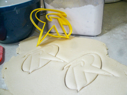 Robin R Superhero Symbol Batman Sidekick Cookie Cutter Made in USA PR903