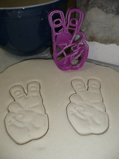 TCU Texas Christian Horned Frogs Hand Symbol Cookie Cutter Made In USA PR2546