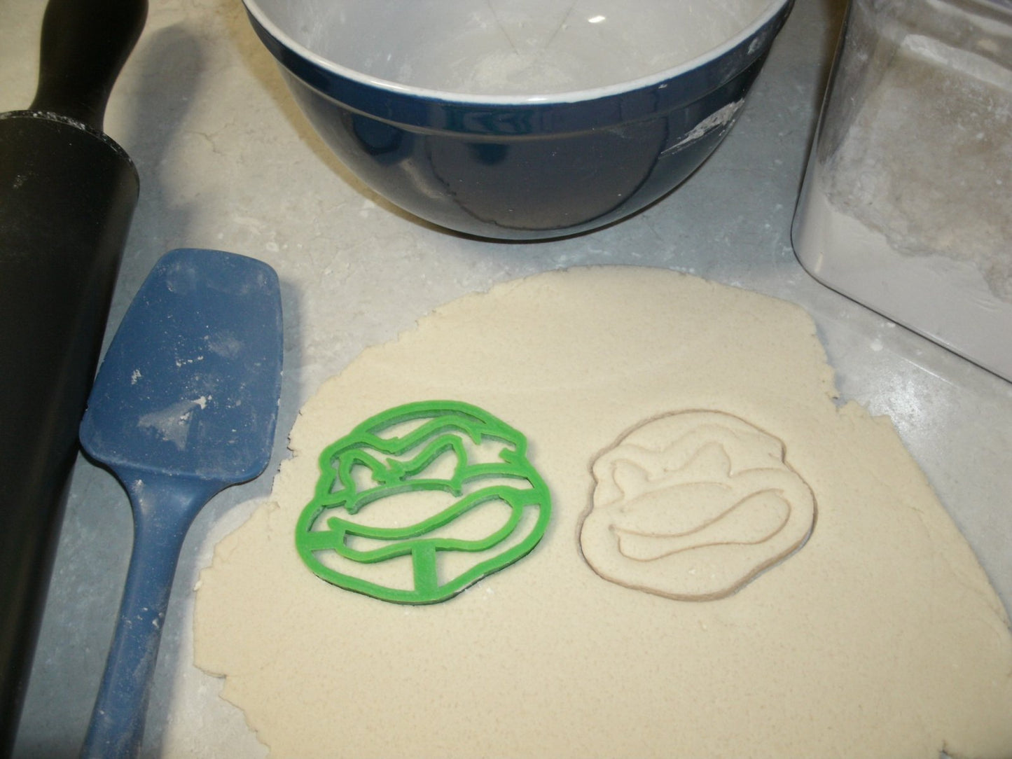 TMNT Teenage Mutant Ninja Turtles Face Cookie Cutter Made In USA PR558