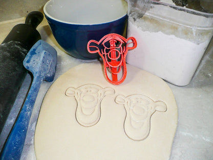 Winnie The Pooh Tigger Eeyore Piglet Set Of 4 Cookie Cutters Made In USA PR493